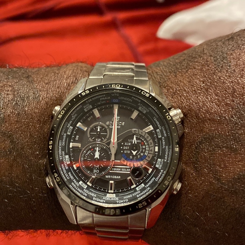 Sliver dress watch
